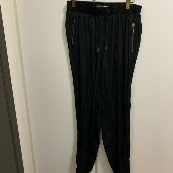 J-LO black zipper sweatpants - Picture 2 of 8